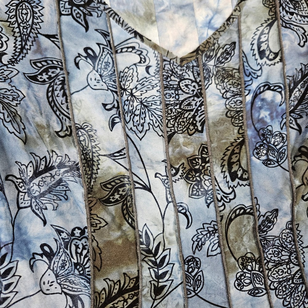 C&B Established 1962 Blue Black Paisley Floral V-Neck Paneled Top L Burnout - Picture 3 of 6